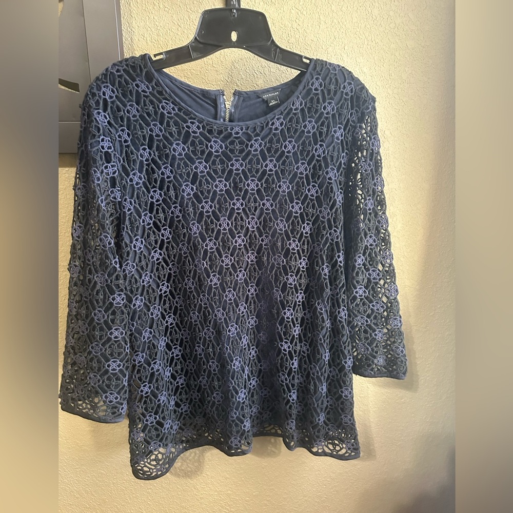 Gorgeous navy and black top